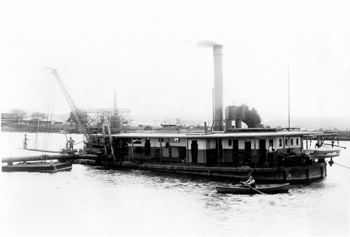 Dredge Tam on the Moruya River